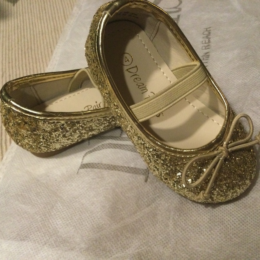 “Dream Paris” Beautiful Gold Toddler Girls Dress Shoes / Ballet Flats